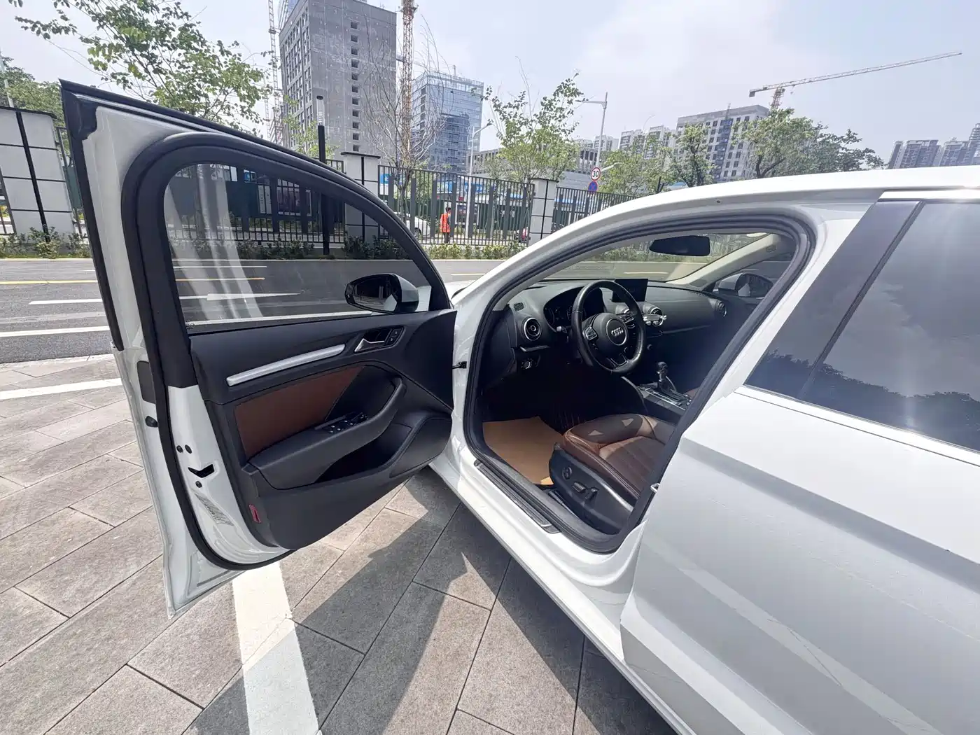 Audi A3 2016 Limousine 35 TFSI Leadership фото 19