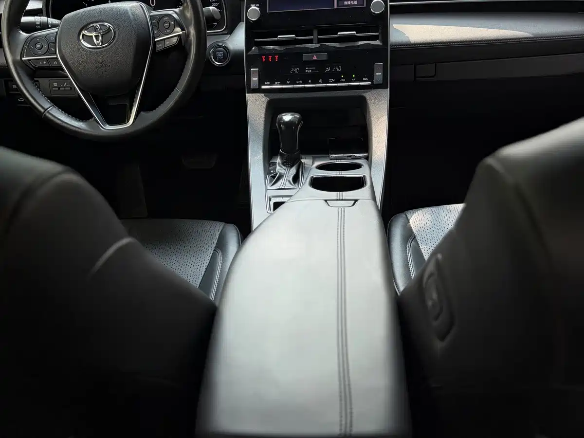 Toyota Avalon 2019 2.0L Luxury Edition (China VI) фото 11