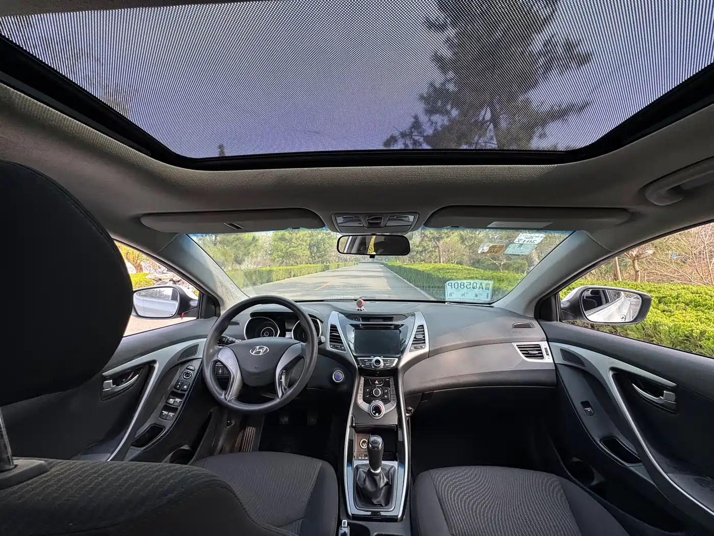 Hyundai Langdong 2015 1.6L Manual Premium фото 8