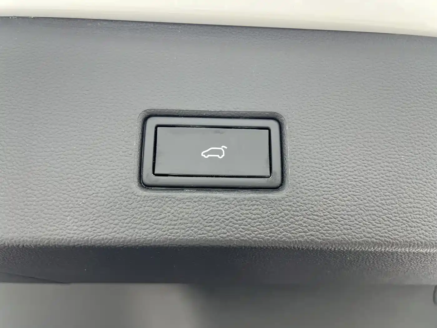 Volkswagen T-ROC 2022 280TSI DSG 2WD Comfort PLUS фото 18