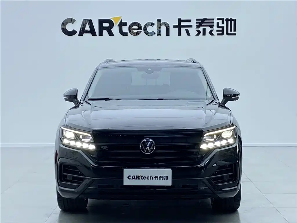 Volkswagen Touareg 2022 3.0TSI Rui Xiang Edition Gloss Black Sport Package фото 3