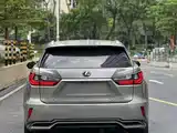 Фото 4 - Lexus RX
