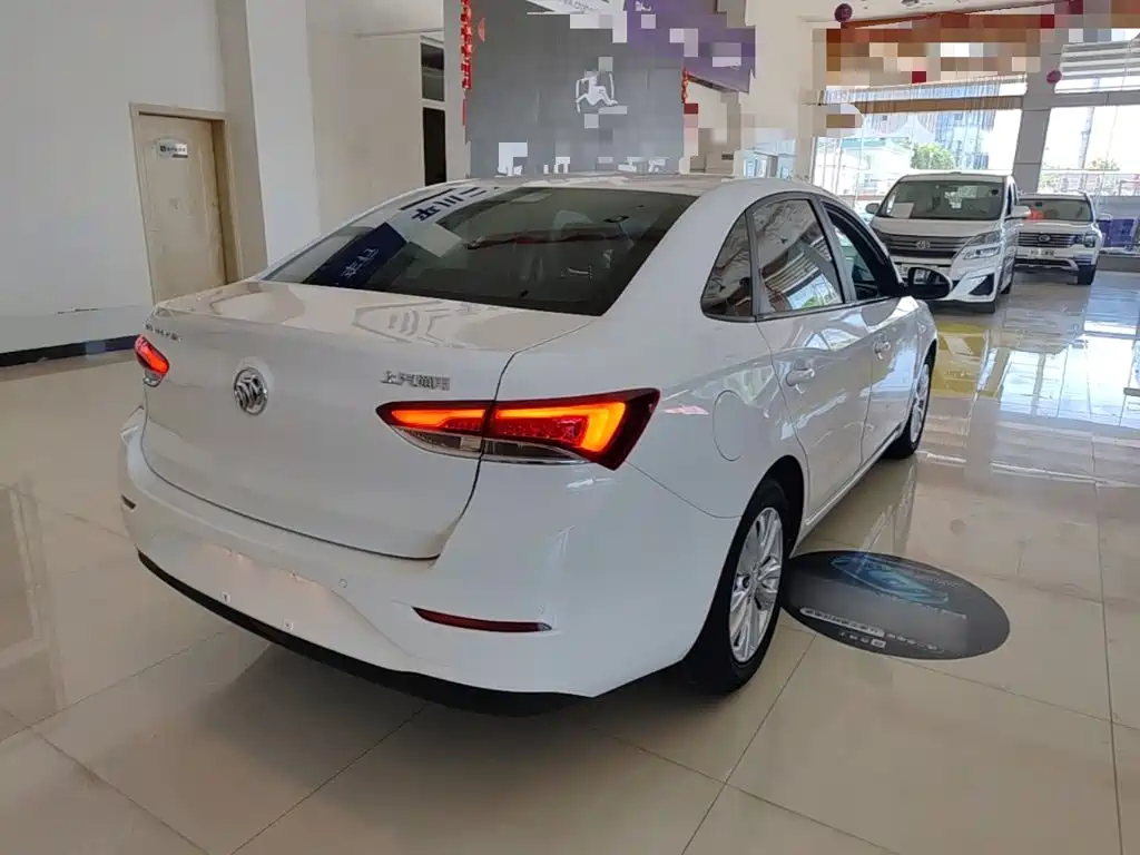 Фото 7 - Buick Excelle