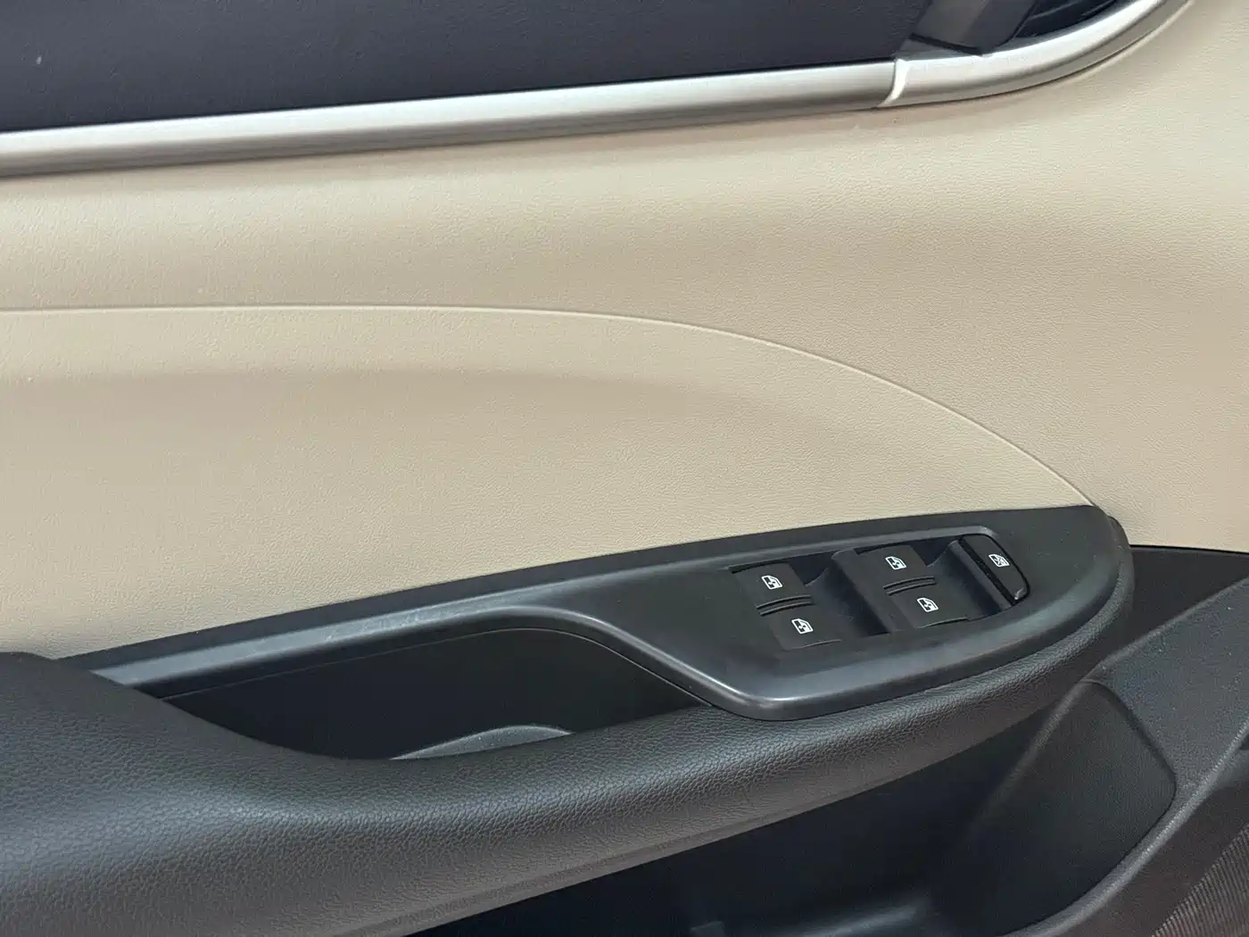 Buick Excelle 2018 15T Manual Progressive (China V) фото 4