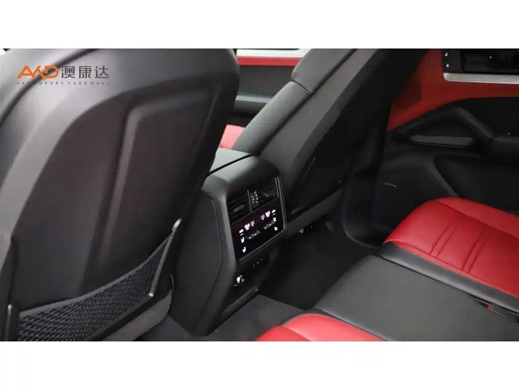 Porsche Cayenne 2024 Cayenne 3.0T фото 9