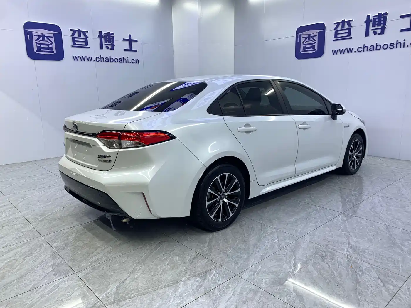 Toyota Levin 2023 Smart Hybrid 1.8L Luxury фото 21