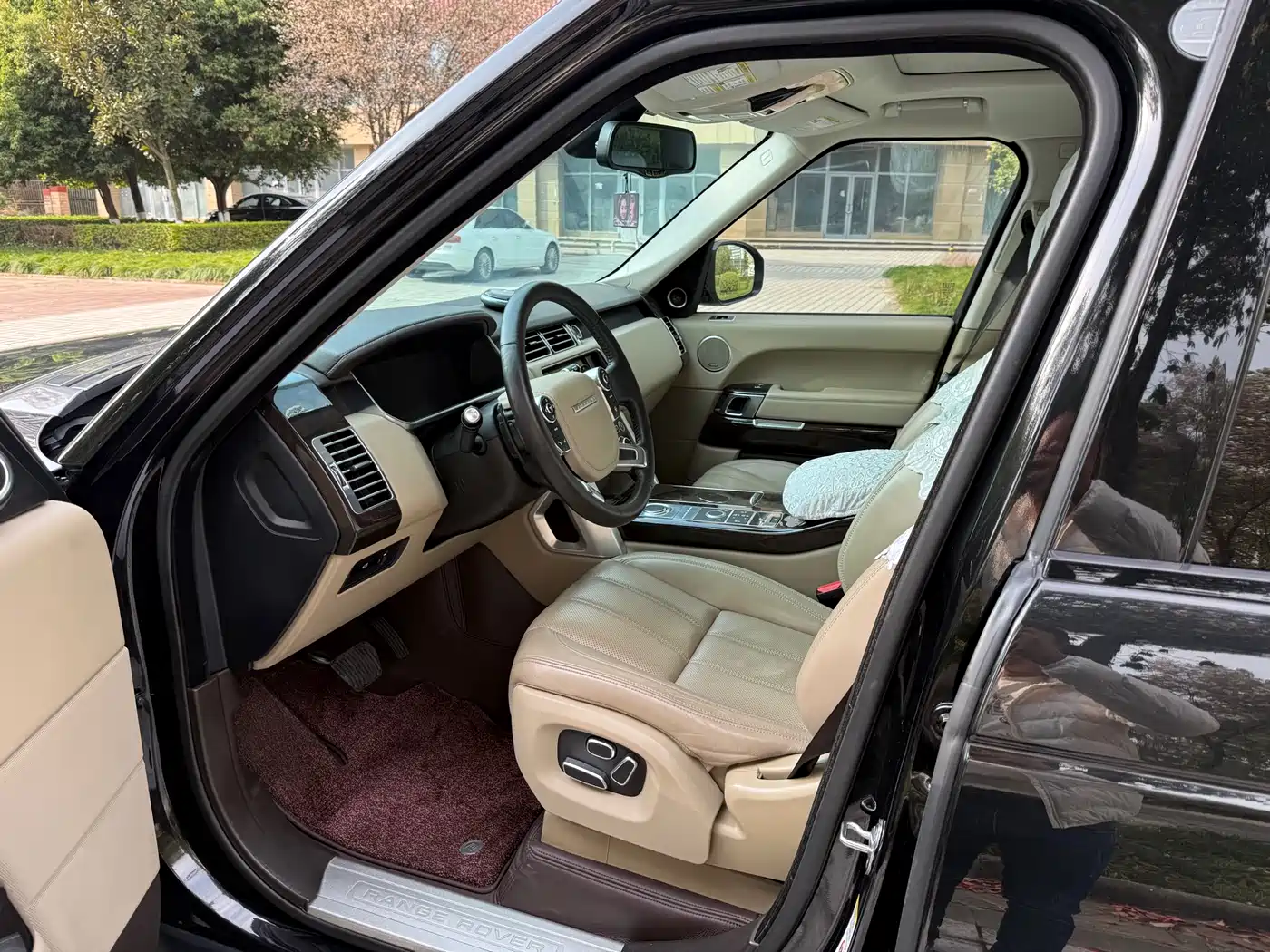 Land Rover Range Rover 2013 5.0 SC V8 Vogue SE фото 8