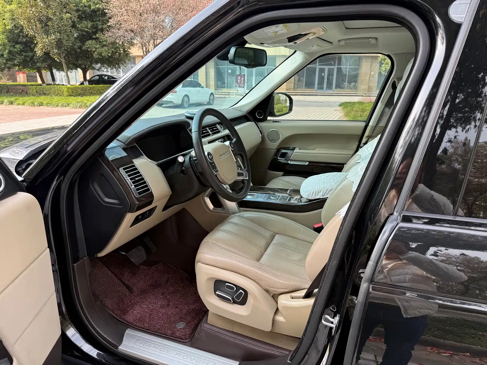 Фото 8 - Land Rover Range Rover