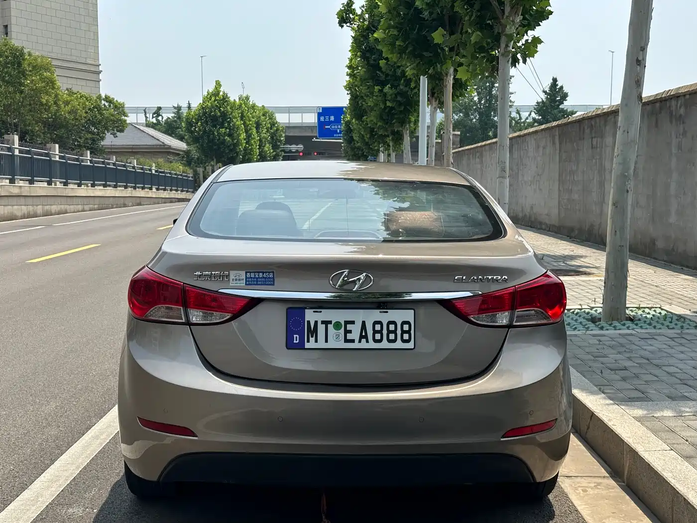 Hyundai Langdong 2013 1.6L Automatic Premium фото 5