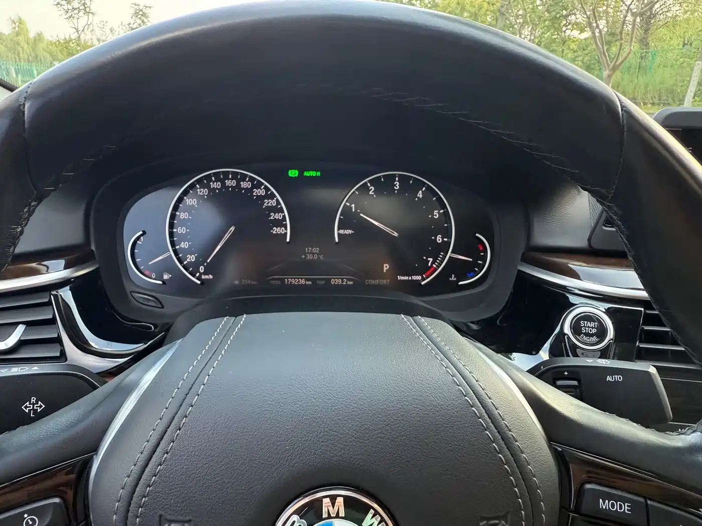 Photo 11 - BMW 5 Series