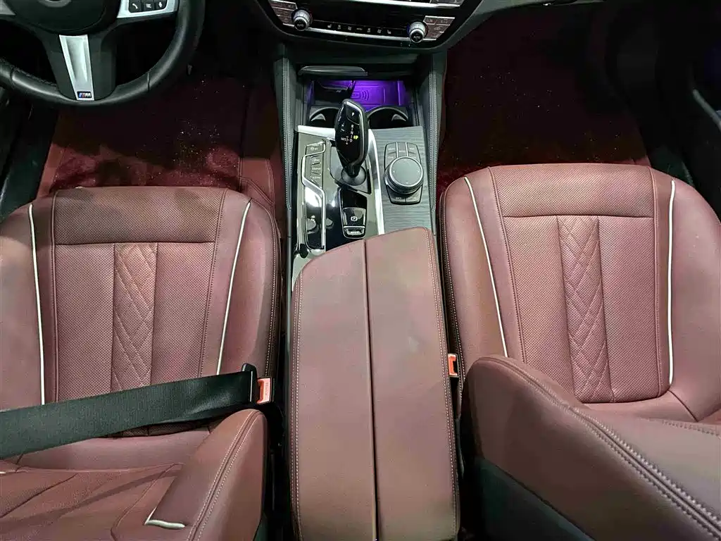 BMW 5 Series 2022 Facelift 530Li Leading M Sport Package фото 11