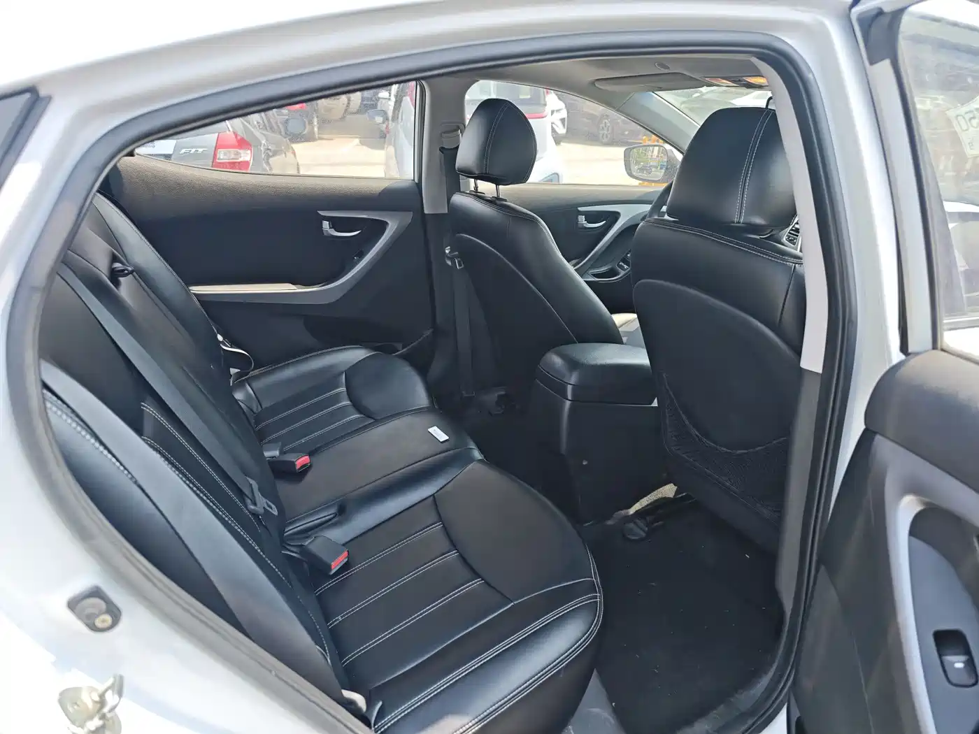 Hyundai Langdong 2016 1.6L Automatic Premium Edition фото 12