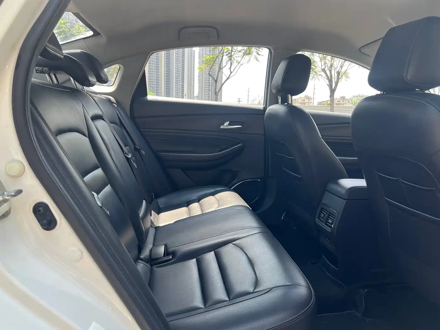 GAC Trumpchi Trumpchi GA4 2019 2018 150N Automatic Luxury