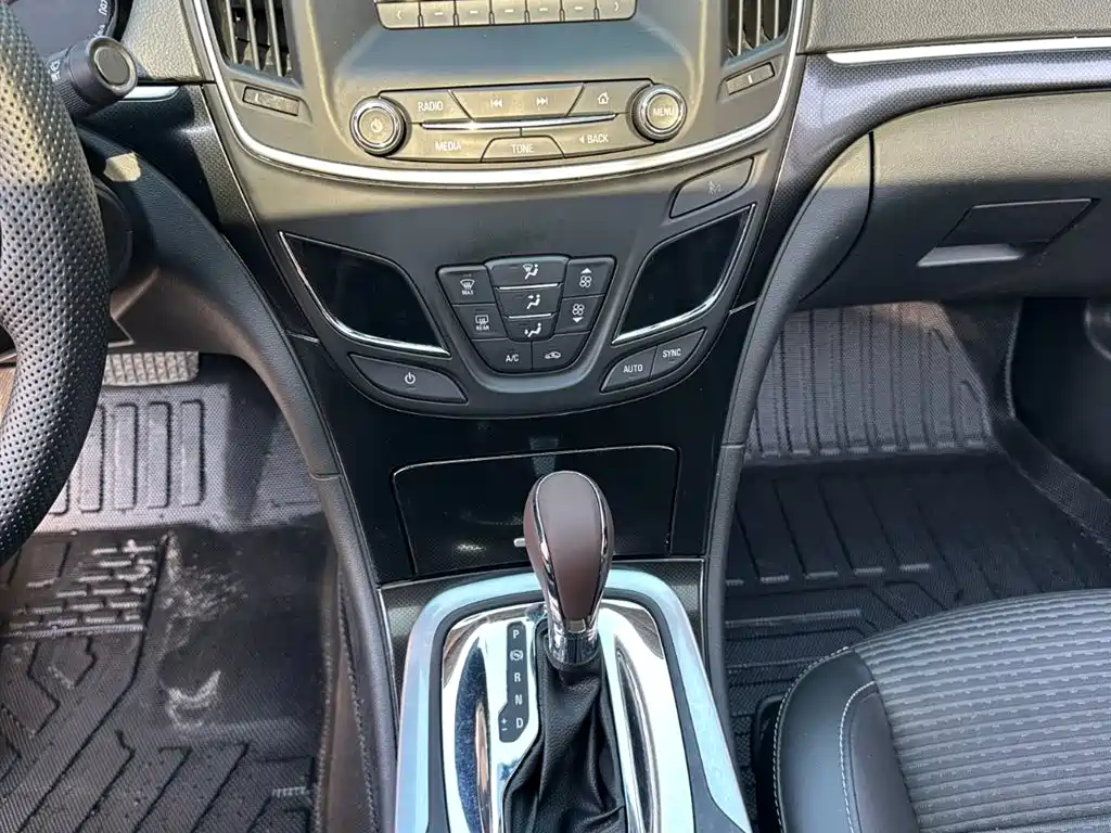 Buick Regal 2015 1.6T Leading Tech Edition фото 14