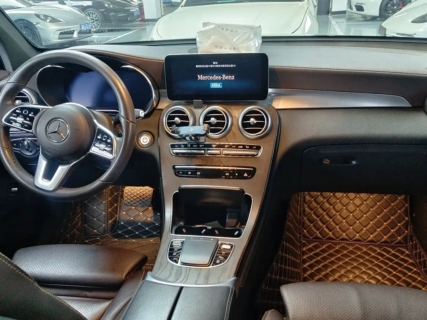 Mercedes-Benz GLC 2020 Facelift GLC 300 L 4MATIC Dynamic фото 6