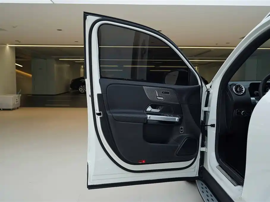Mercedes-Benz GLB 2021 GLB 200 Style фото 16