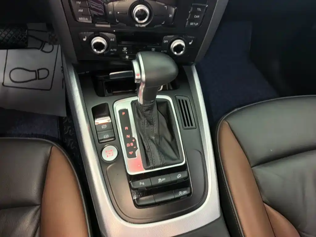 Audi Q5 2018 2017 Plus 40 TFSI Technology