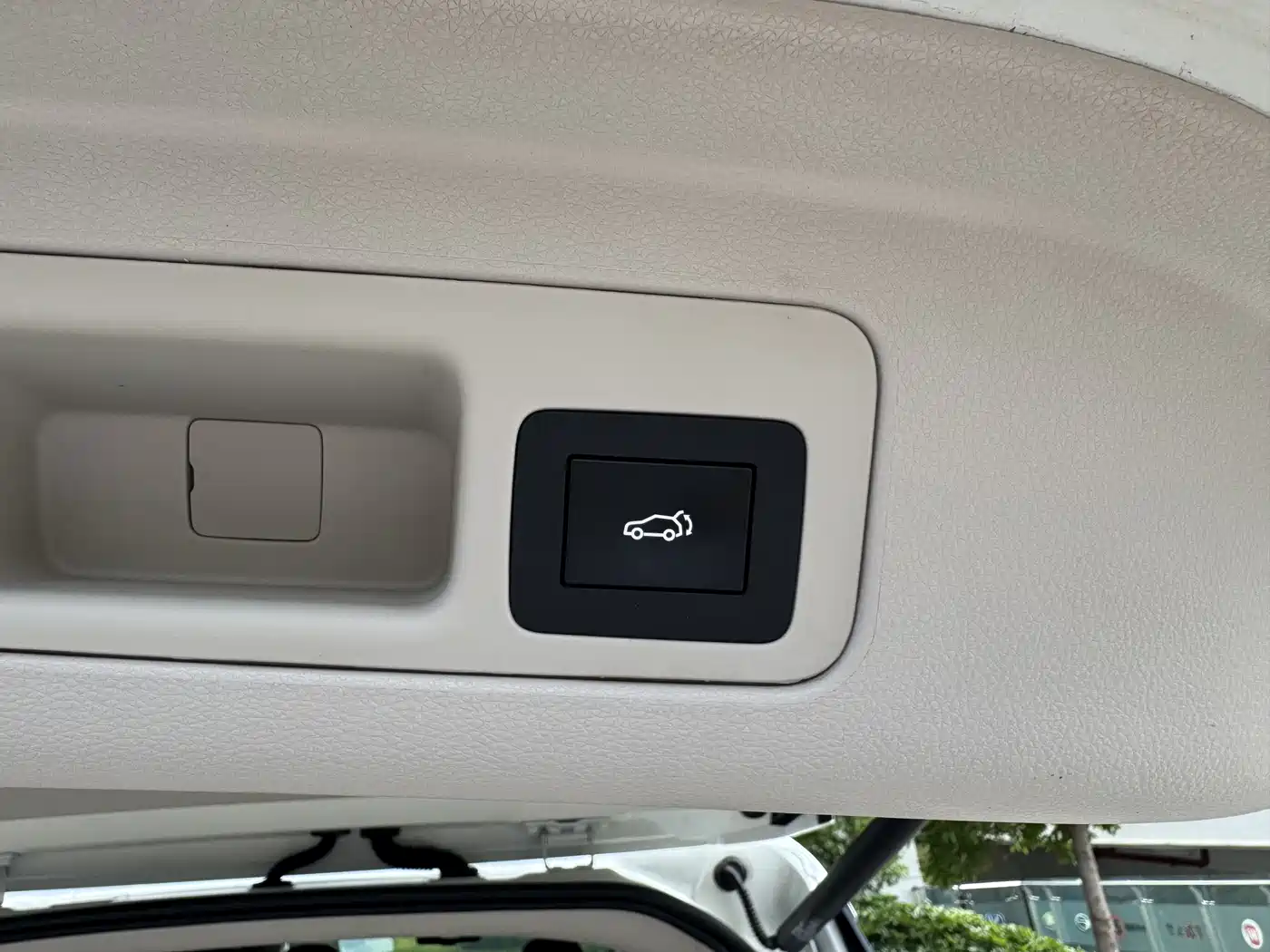 GAC Trumpchi Trumpchi M8 2018 320T Flagship Edition фото 35
