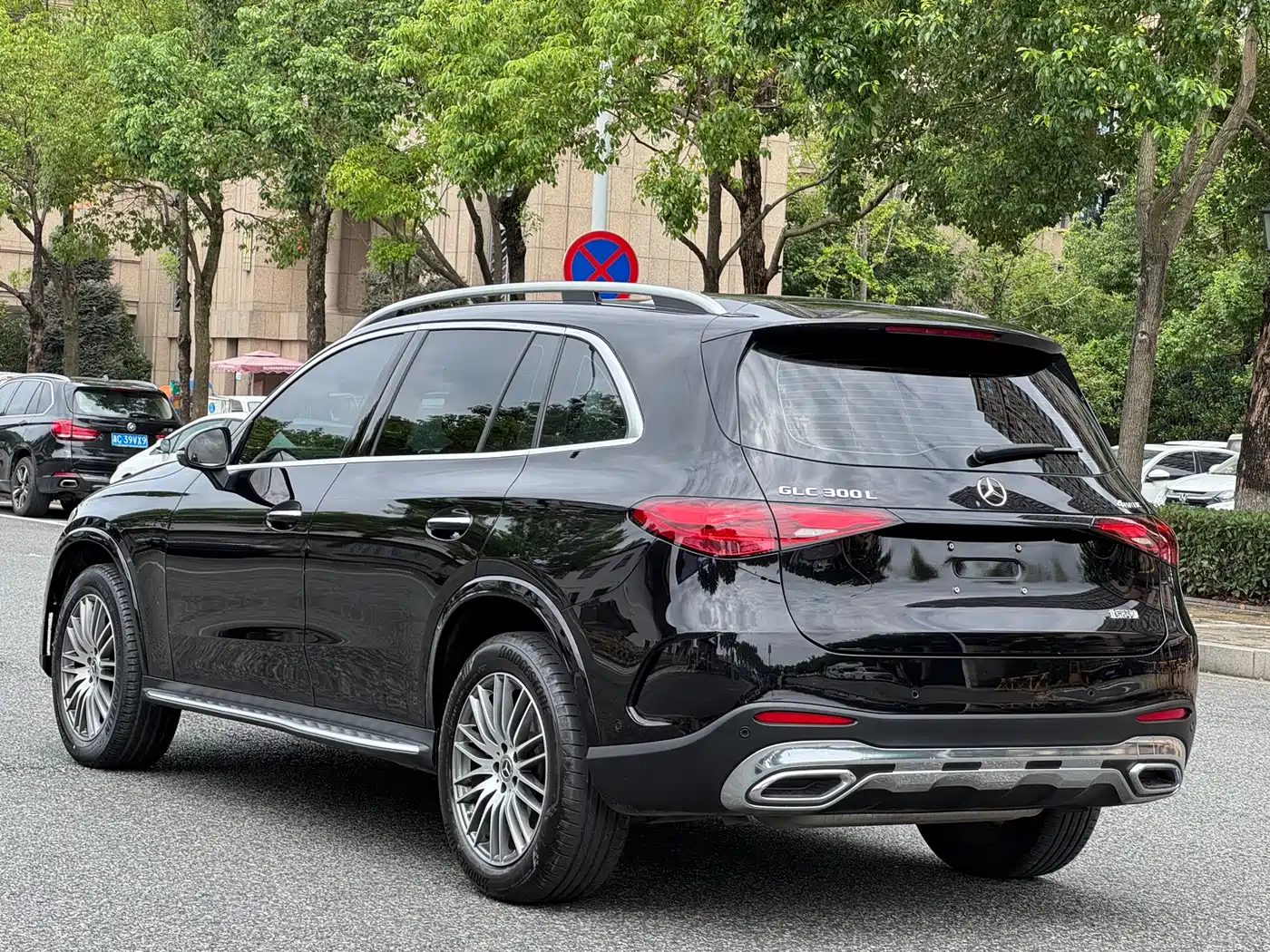 Mercedes-Benz GLC 2025 2025 GLC 300 L 4MATIC Dynamic 5-seater