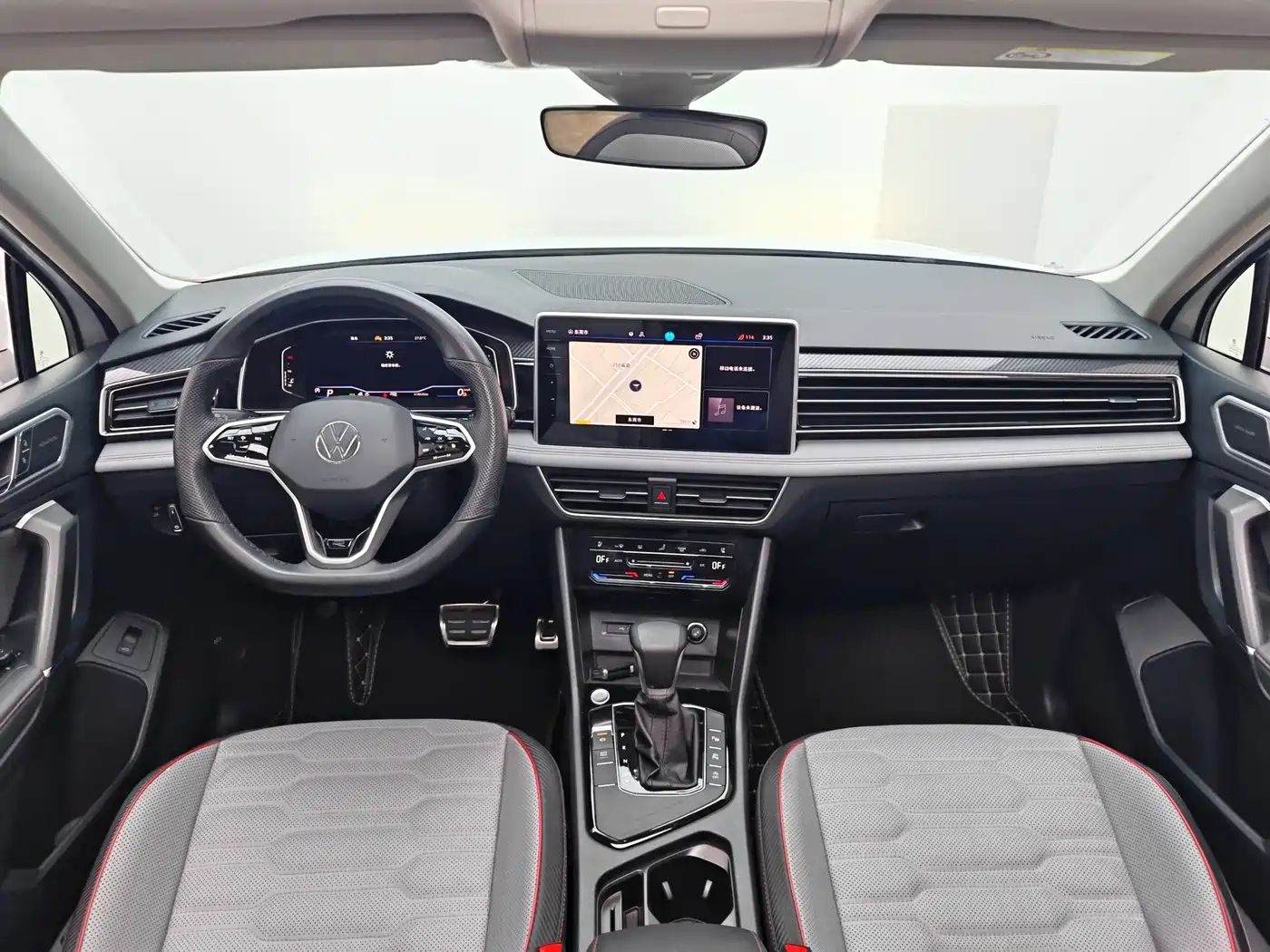 Volkswagen Tiguan L 2023 330TSI Auto 2WD R-Line Flagship Edition фото 15