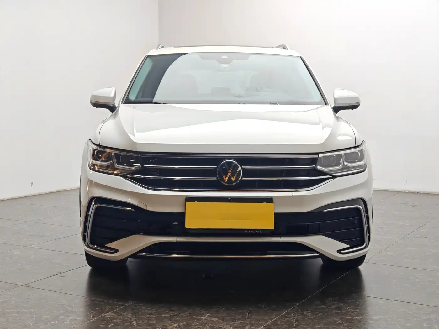Volkswagen Tiguan L 2023 330TSI Auto 2WD R-Line Flagship Edition фото 5