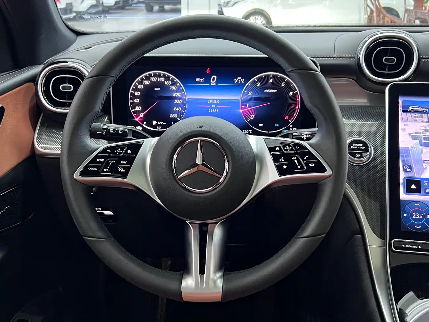Mercedes-Benz GLC 2024 GLC 260 L 4MATIC Dynamic 5-seater фото 16