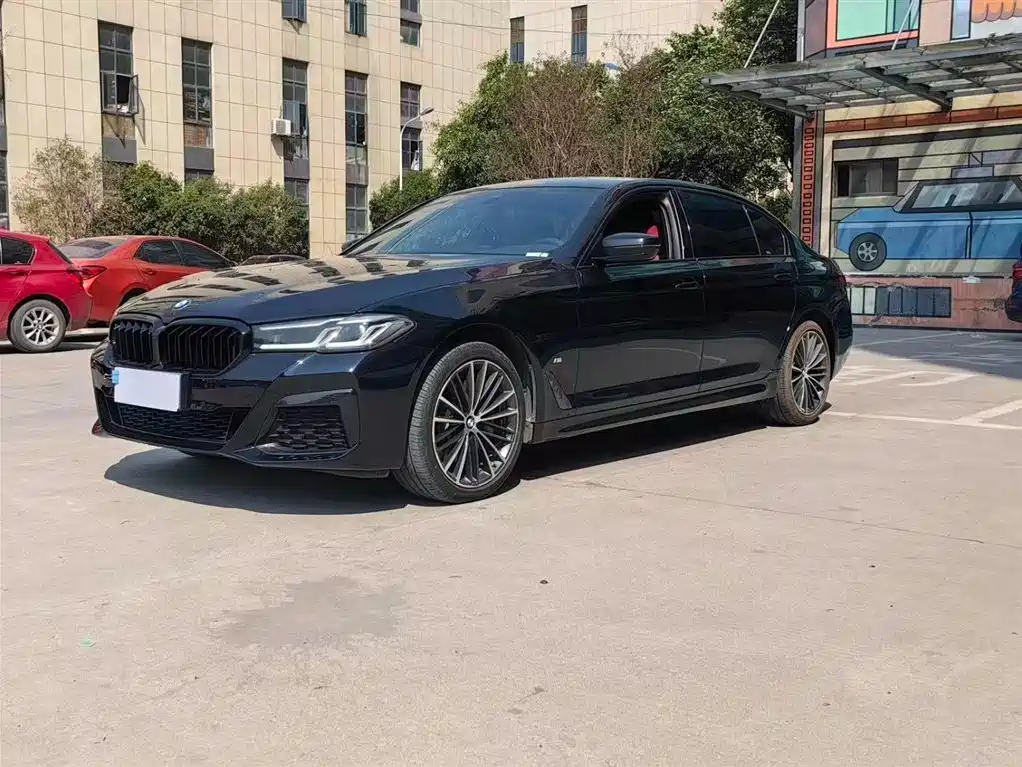 BMW 5 Series 2023 530Li Leading M Sport Package