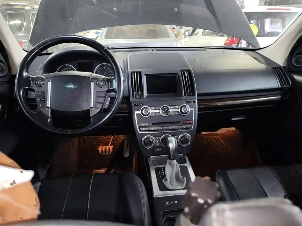 Land Rover Freelander 2 2015 2014 2.0T Si4 SE Gasoline Edition