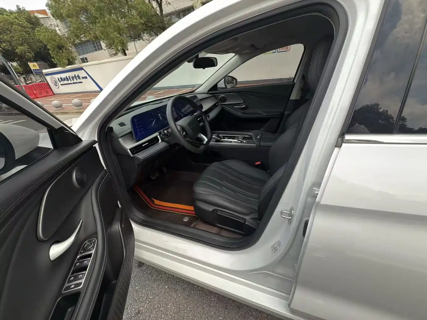 Chery Fengyun Fengyun A8 2025 2025 145km Standard