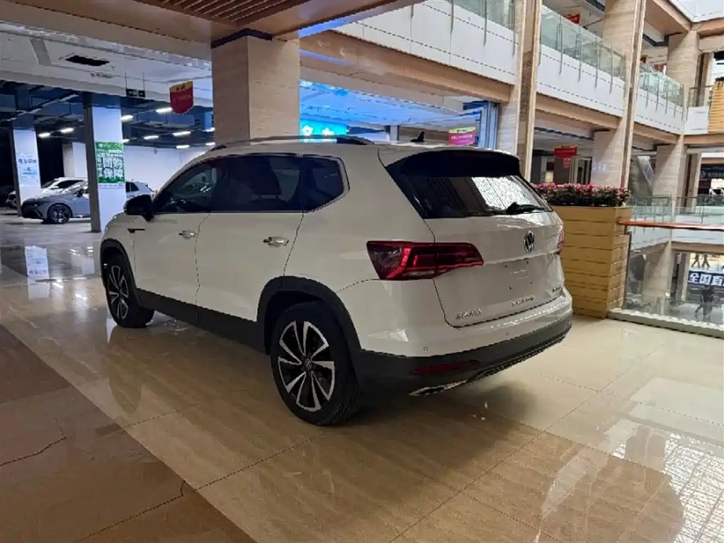 Volkswagen Tharu 2022 280TSI FWD Luxury Edition фото 2