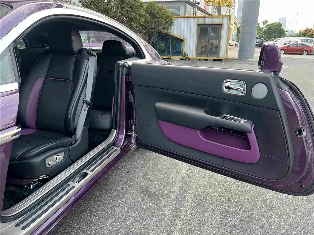 Фото 8 - Rolls-Royce Wraith