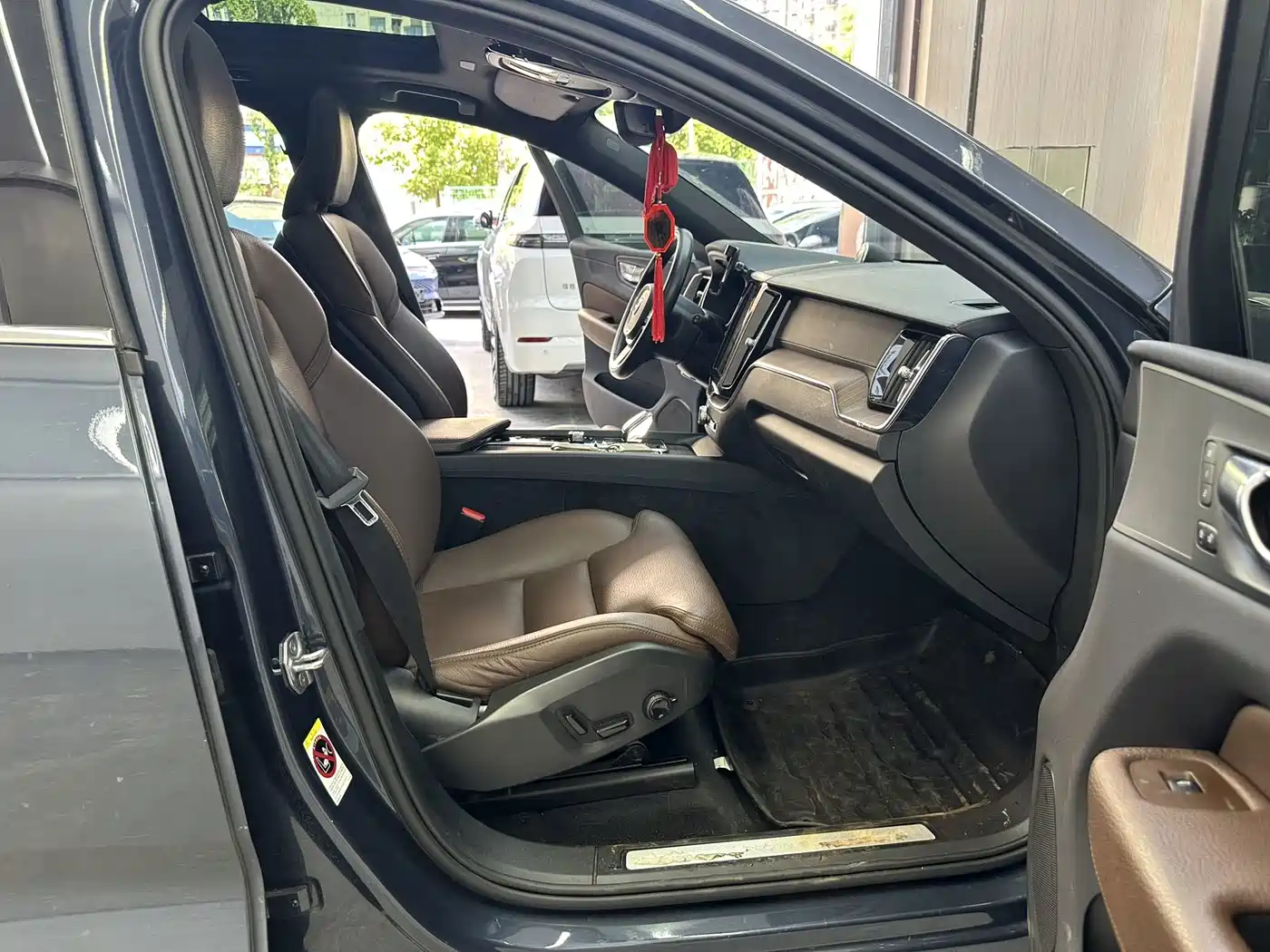Фото 15 - Volvo XC60 Plug-in Hybrid