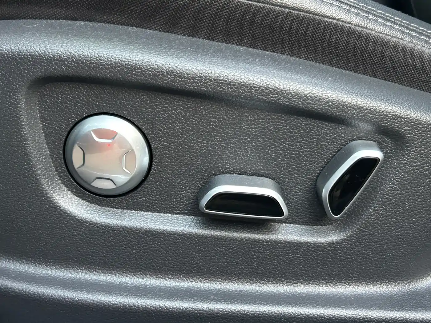 Hongqi H5 2023 2.0T Auto Smart Connect Flagship фото 21