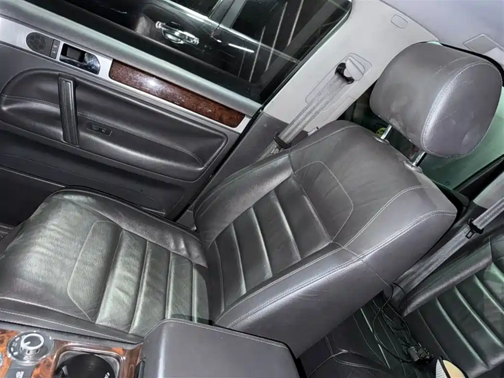 Volkswagen Touareg 2009 3.0T Diesel Standard фото 9