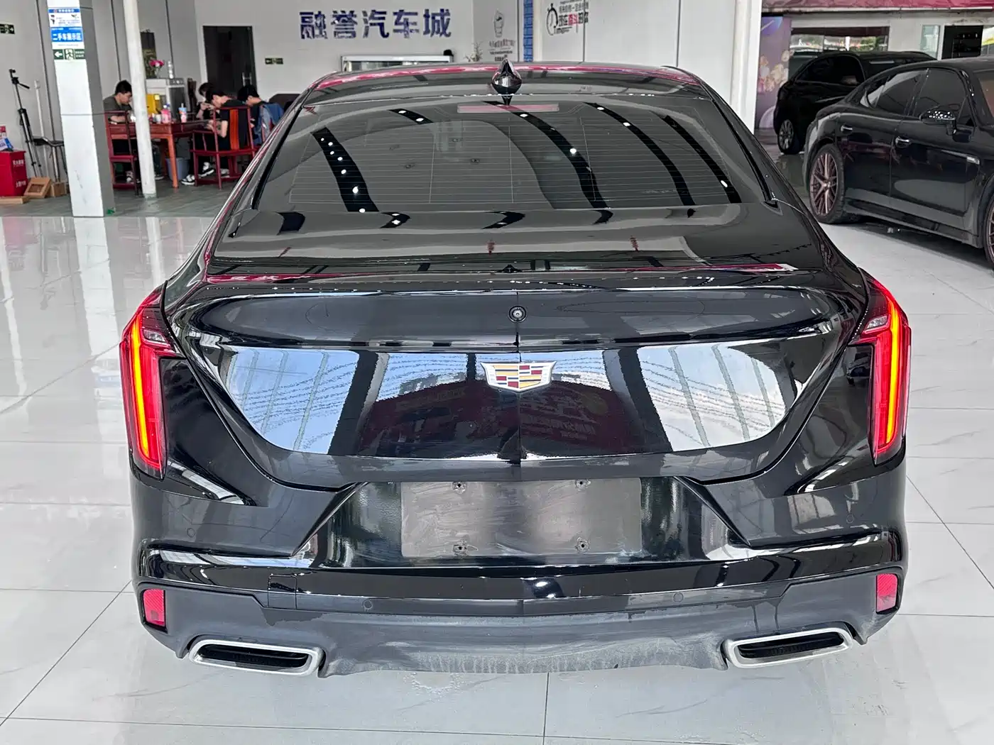 CADILLAC CT4