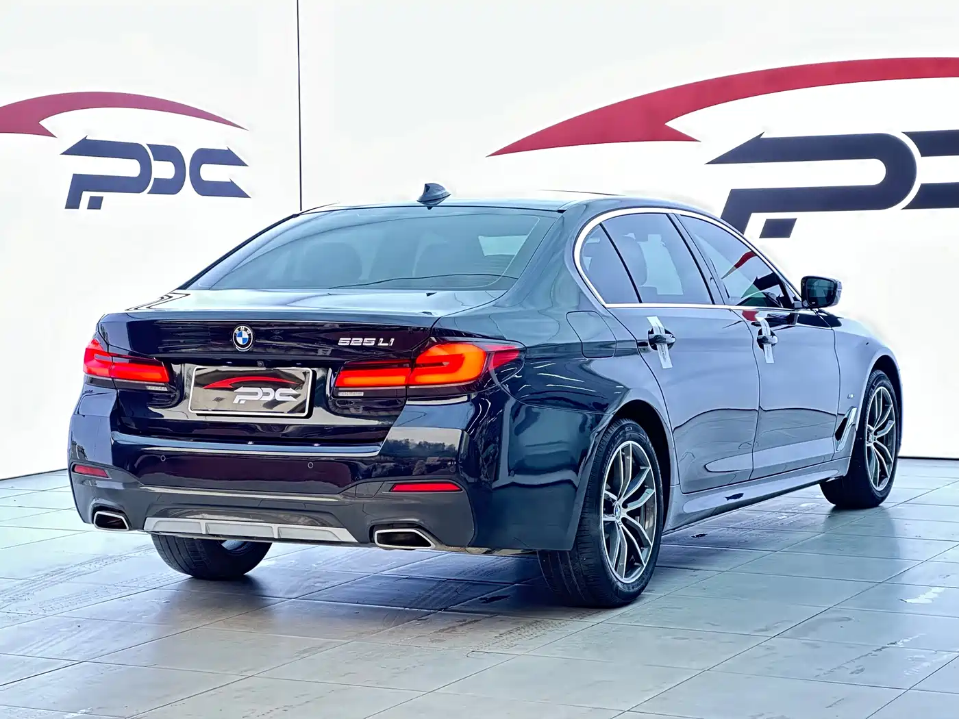 BMW 5 Series 2022 525Li M Sport Package фото 20