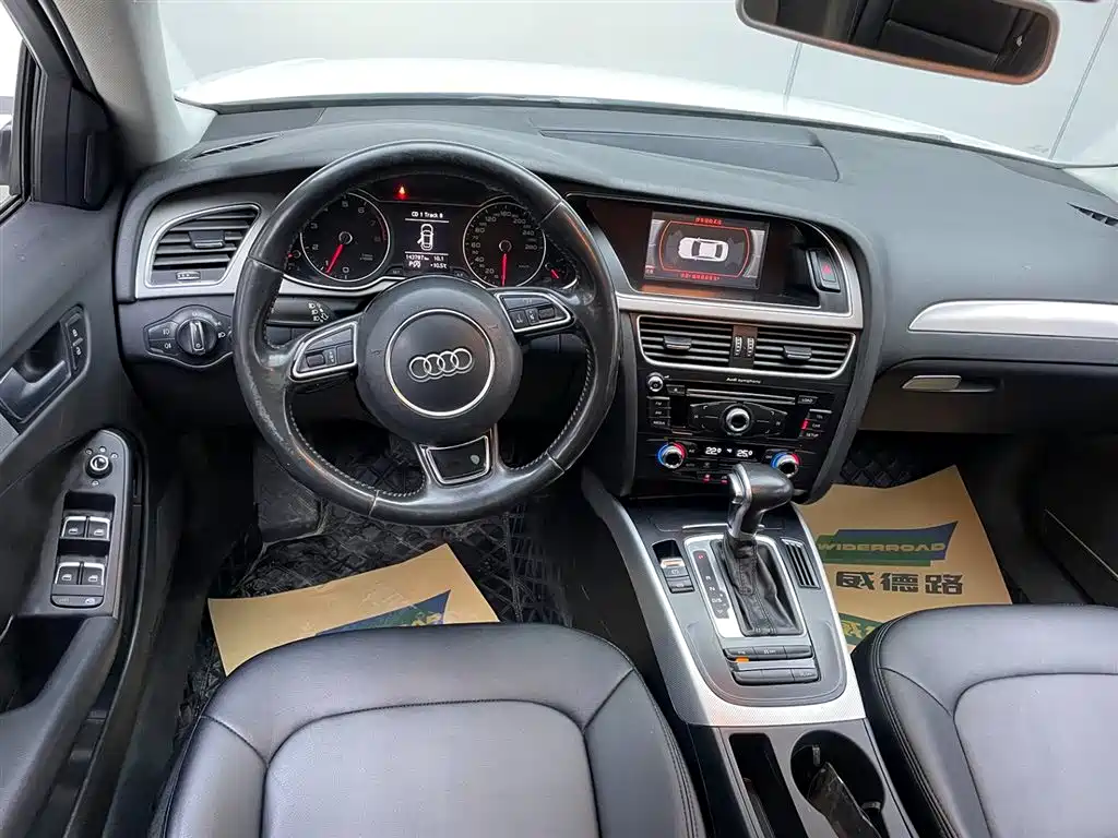 Audi A4L 2016 35 TFSI Automatic Standard фото 27