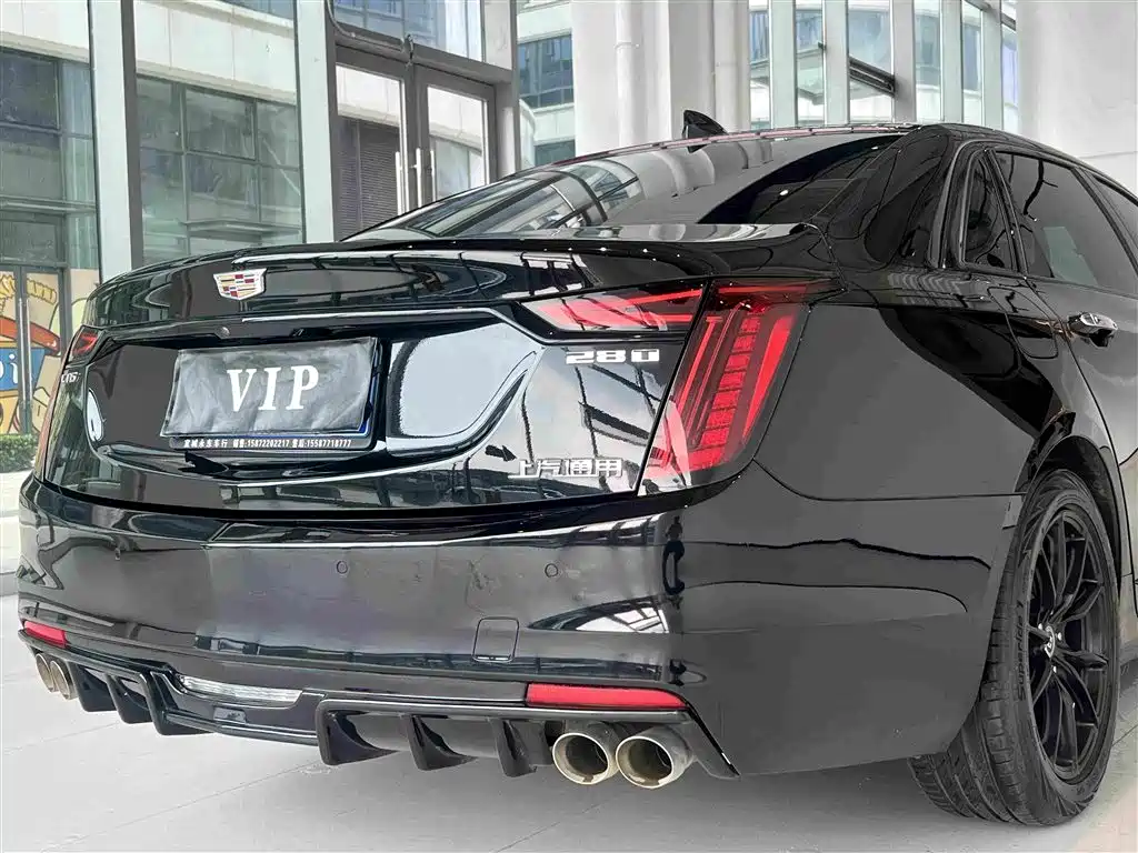 Фото 18 - Cadillac CT6