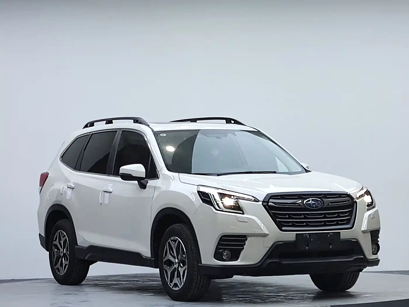 Subaru Forester 2022 2.0i AWD Luxury Edition with EyeSight фото 4