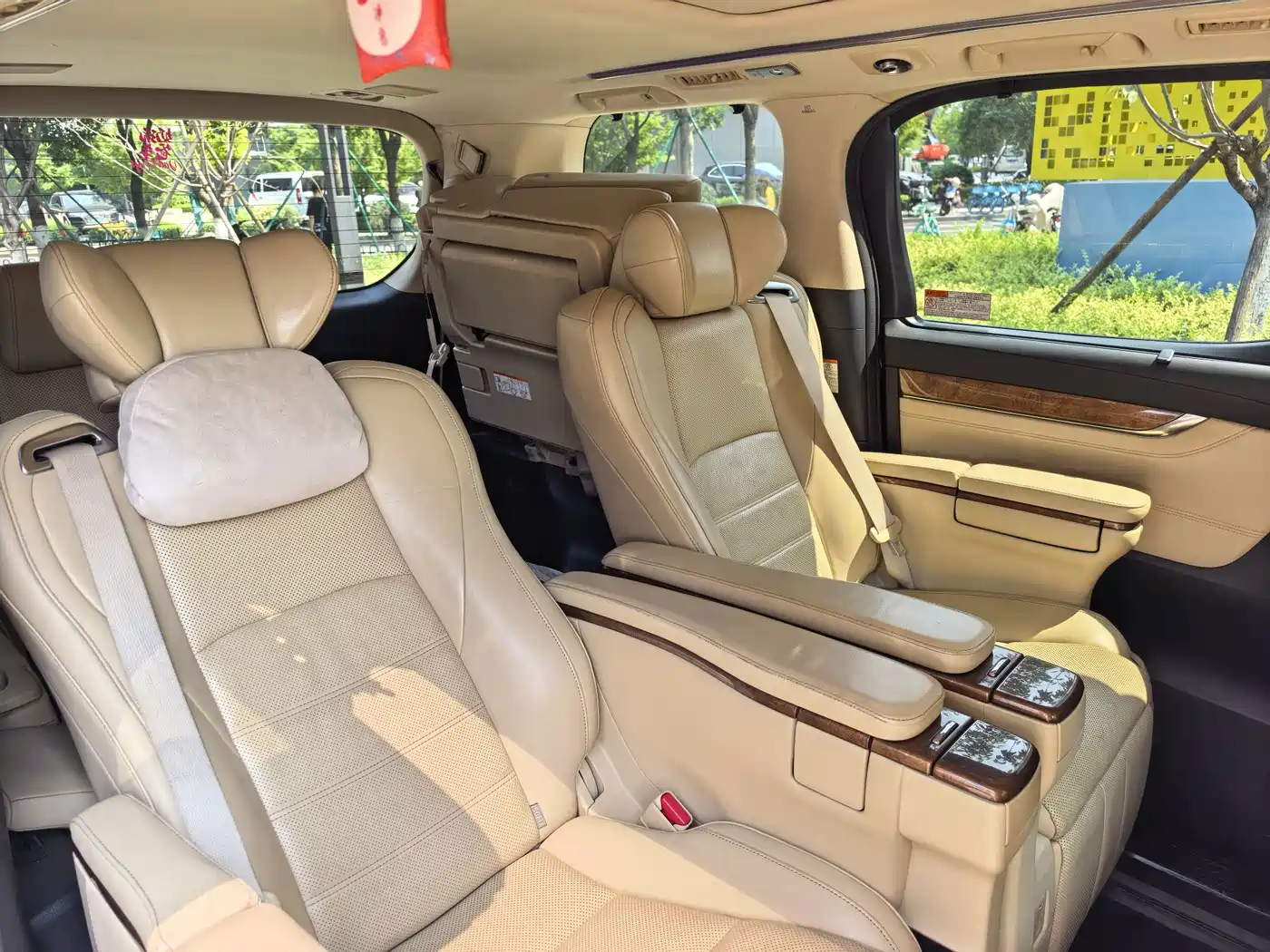 Toyota Alphard 2018 3.5L Premium фото 11