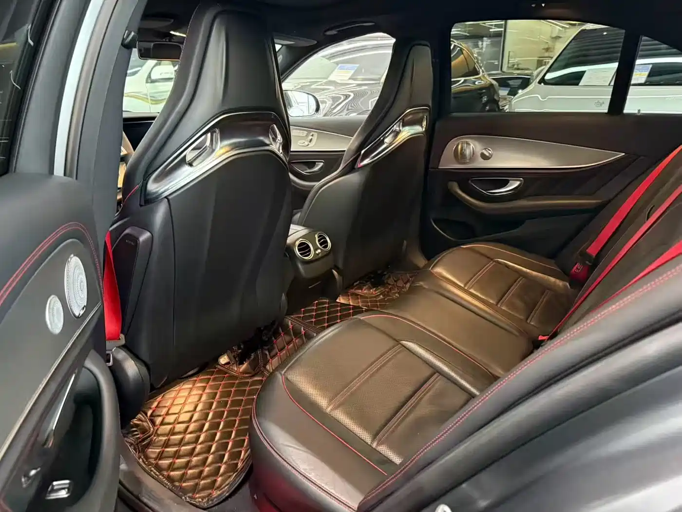 Mercedes-Benz E-Class AMG 2017 AMG E 43 4MATIC Special Edition фото 3