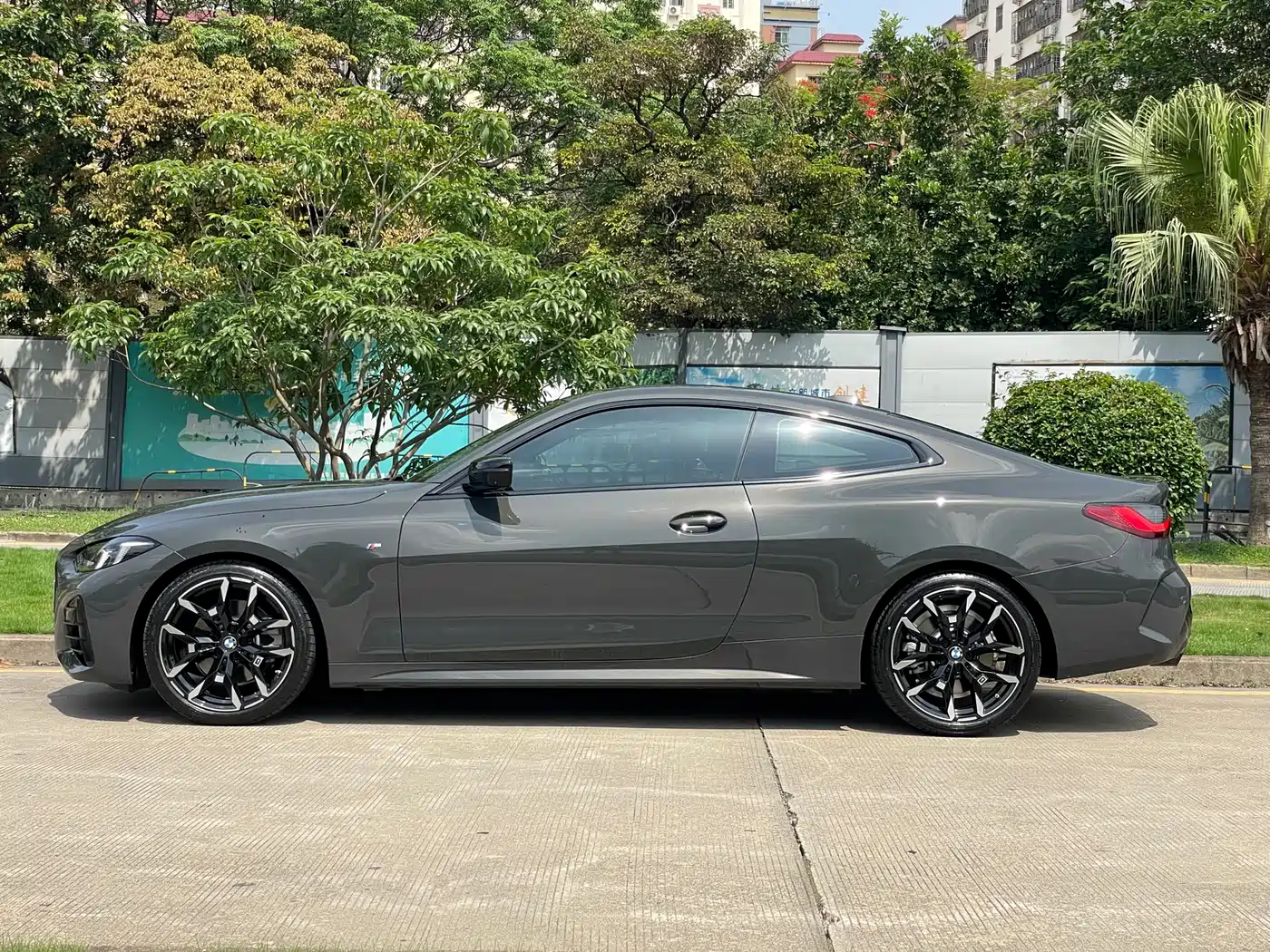 BMW 4-SERIES