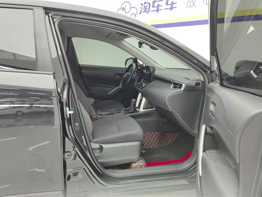 Toyota Corolla Cross 2023 Hybrid 2.0L Pioneer Edition фото 8