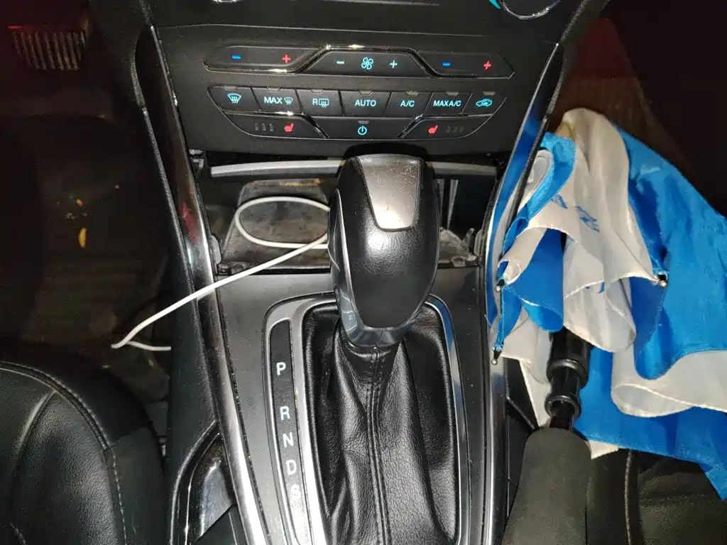 Photo 10 - Ford Edge