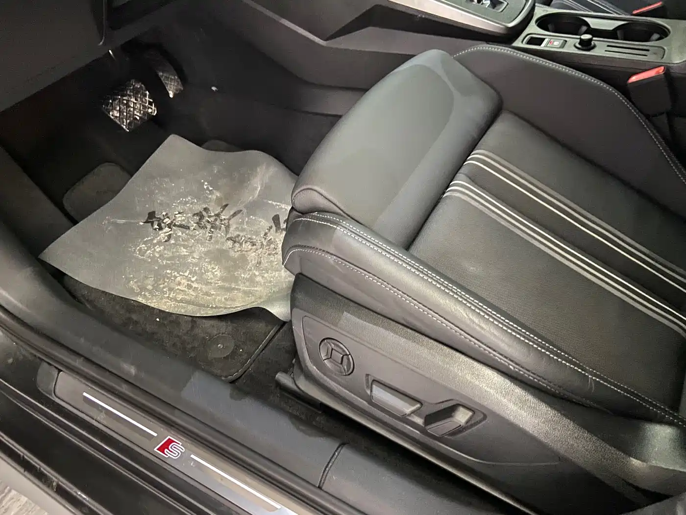 Audi A3 2023 A3L Limousine 35 TFSI Fashion Sport фото 17