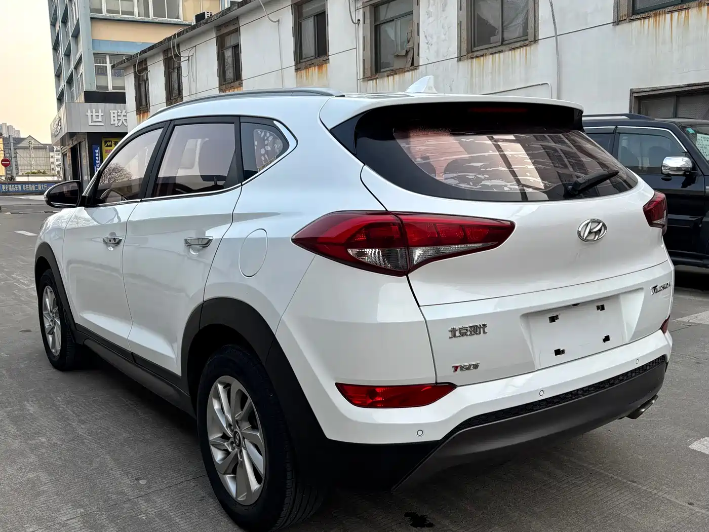Hyundai Tucson 2015 1.6T Dual Clutch 2WD Smart фото 6