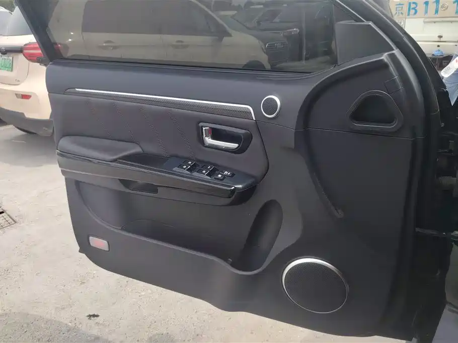 Haval H5 Classic 2015 2.0L Manual 4WD Aspiring фото 7