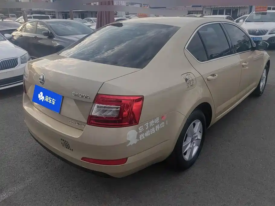 Škoda Octavia 2015 1.6L Manual逸杰版 фото 3