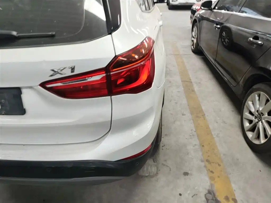 BMW X1 2016 sDrive18Li Fashion Model фото 8