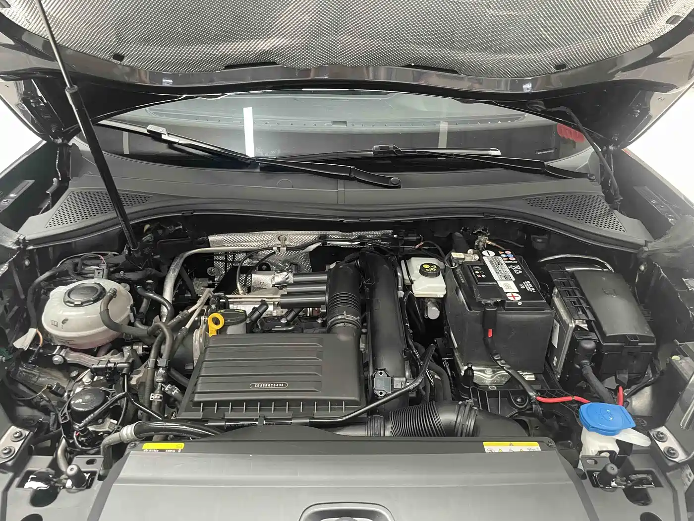 Volkswagen Tayron 2022 280TSI 2WD Luxury Smart Connect Edition фото 19